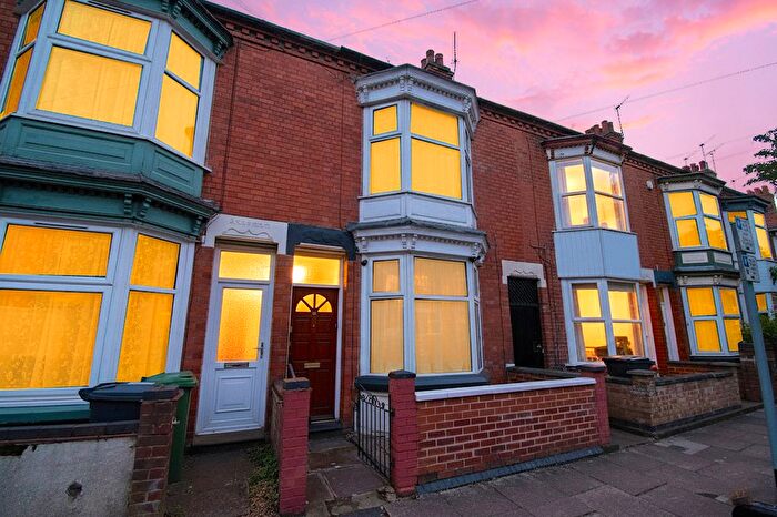 2 Bedroom Terraced House For Sale In Beaconsfield Road, Off Narborough Road, Leicester, LE3