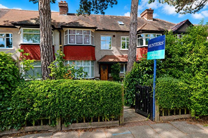 3 Bedroom House For Sale In White Horse Hill, Chislehurst, BR7