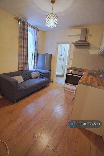 1 Bedroom Flat To Rent In Finchley Road, London, NW11