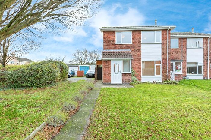 3 Bedroom End Terrace House For Sale In Tinkers Dell, East Goscote, Leicester, Leicestershire, LE7