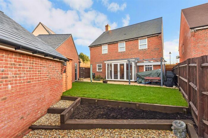 4 Bedroom Detached House For Sale In Plant Farm Crescent
