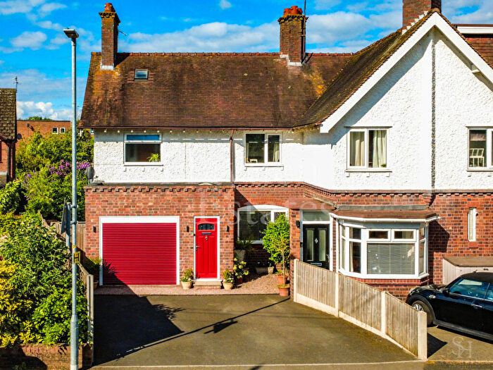 2 Bedroom Semi-Detached House For Sale In Lickhill Road, Stourport-on-Severn, DY13