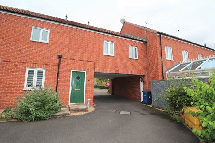 1 Bedroom Apartment To Rent In Lycaon Gardens, Hebburn, Tyne And Wear, NE31