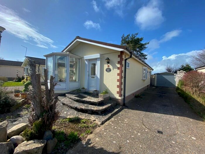 2 Bedroom Mobile/park Home For Sale In Oaklands Park, Crossways, Dorchester, DT2
