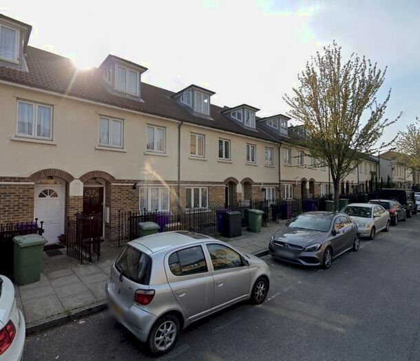 5 Bedroom Terraced House To Rent In Galsworthy Avenue, London, E14