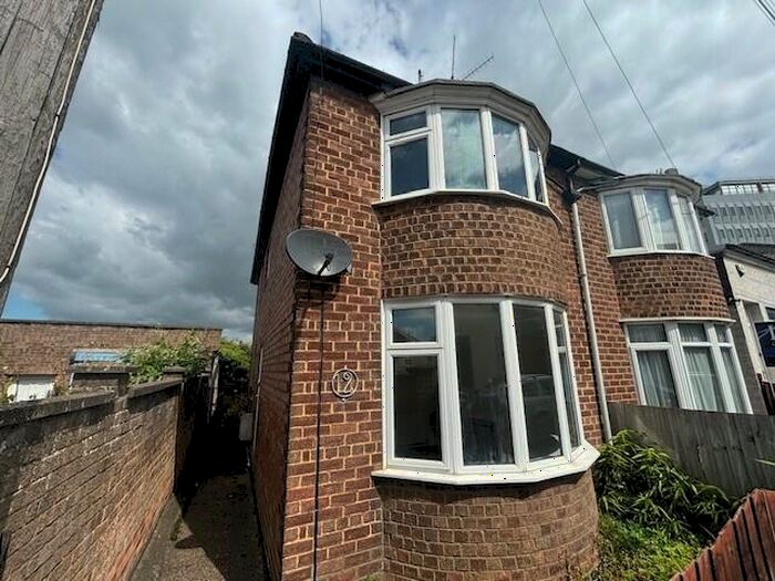 2 Bedroom Semi-Detached House To Rent In Cromwell Road, Kettering, NN16