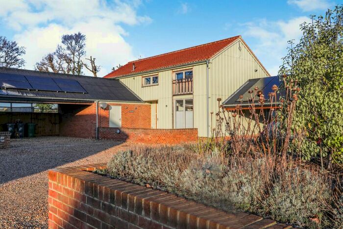 4 Bedroom Detached House For Sale In Rowley Mews, Leiston, IP16