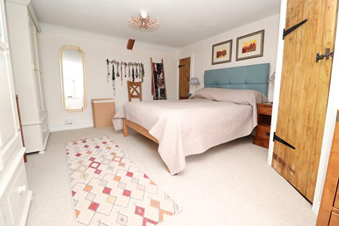 2 Bedroom Cottage For Sale In High Street, Leadenham, Lincoln, LN5