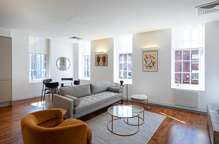 1 Bedroom Apartment To Rent In Brushfield Street, Spitalfields, E1