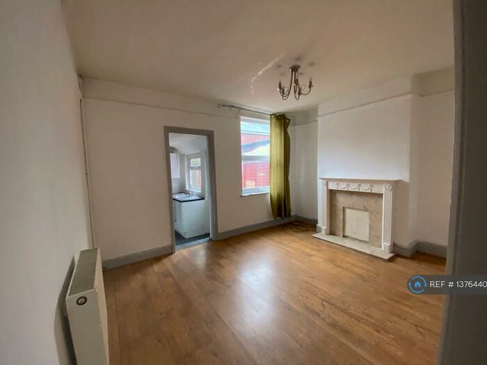 2 Bedroom Terraced House To Rent In Havelock Street, Kettering, NN16