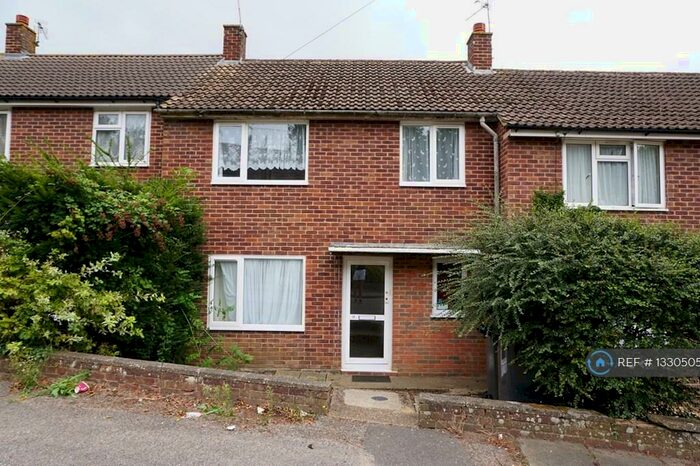 4 Bedroom Terraced House To Rent In Tunstall Road, Canterbury, CT2