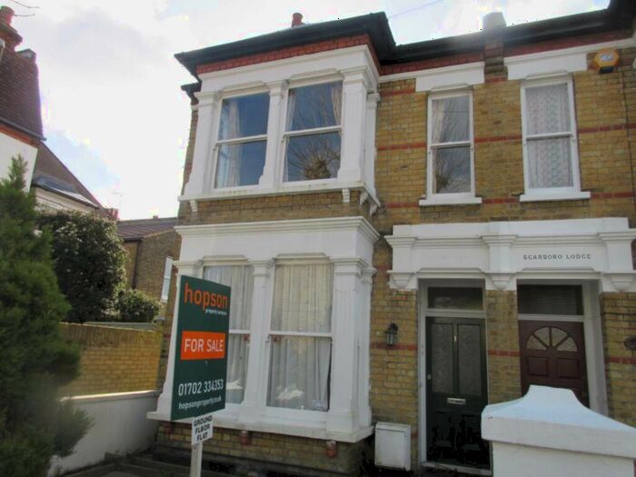 2 Bedroom Flat To Rent In Avenue Terrace, Westcliff On Sea, SS0