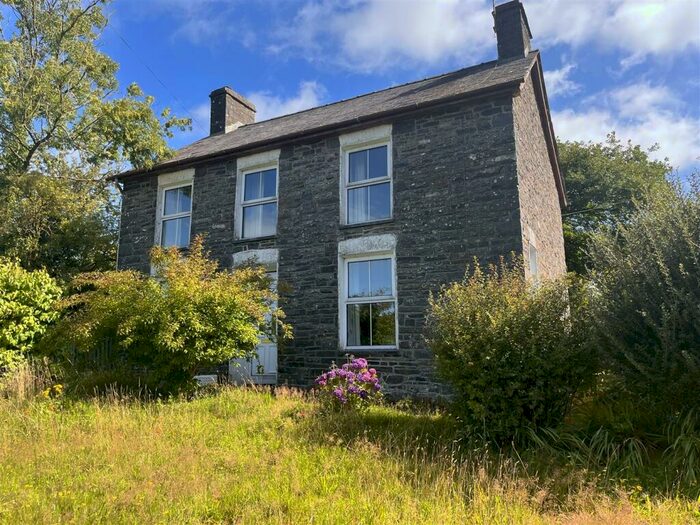 4 Bedroom Detached House For Sale In Cilcennin, Lampeter, SA48