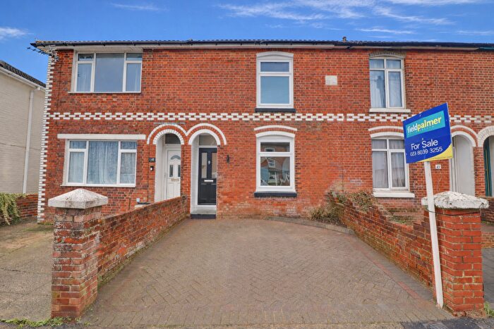 3 Bedroom Terraced House For Sale In Church Road, Woolston, SO19