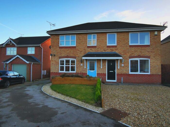 3 Bedroom Semi-Detached House To Rent In Croftwood Close, Winsford, CW7
