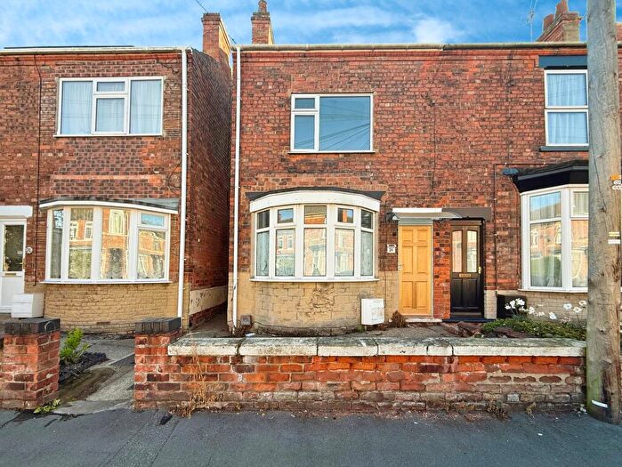 3 Bedroom Semi-Detached House To Rent In Campbell Street, Gainsborough, DN21