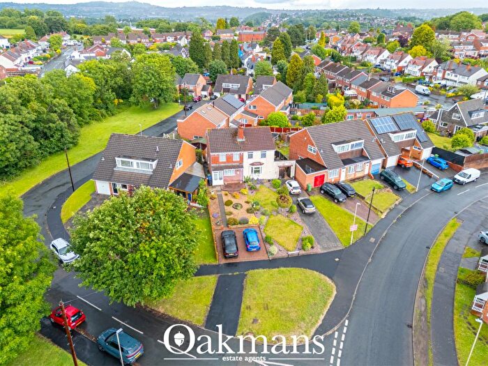 2 Bedroom Semi-Detached House For Sale In Priestley Close, Halesowen, West Midlands, B63