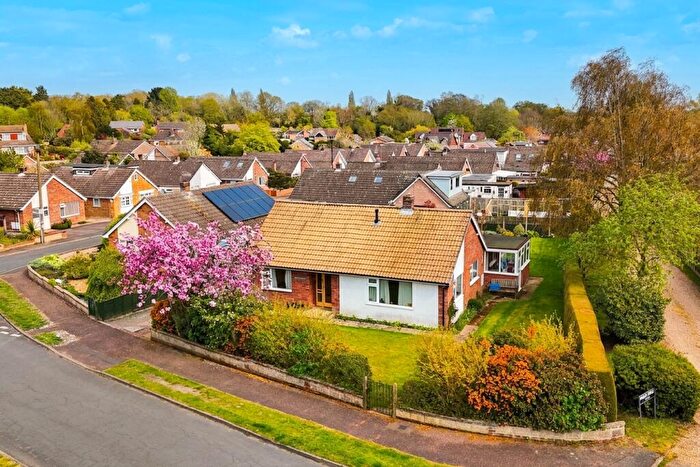 3 Bedroom Detached Bungalow For Sale In Elizabeth Road, Poringland, Norwich, NR14