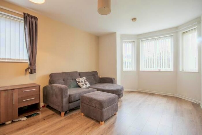 2 Bedroom Flat To Rent In South Gyle Road, Edinburgh, EH12