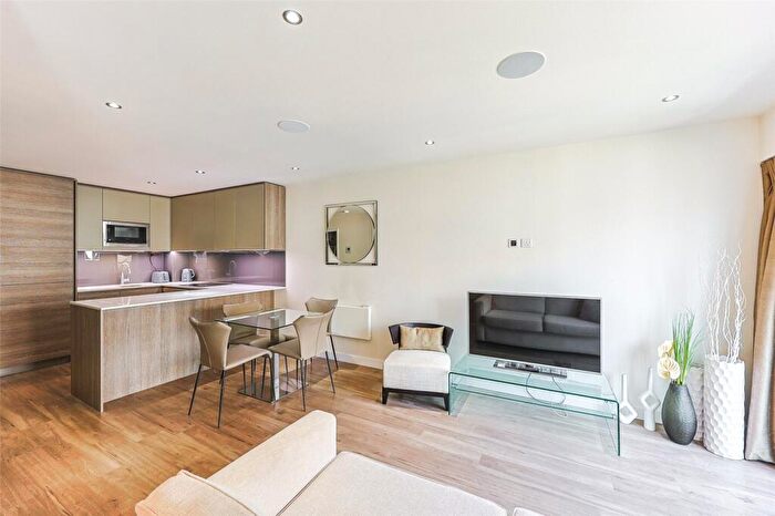 1 Bedroom Apartment For Sale In East Drive, Beaufort Park, Colindale, NW9