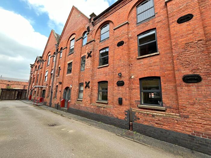 2 Bedroom Flat To Rent In Wetmore Road, Burton-On-Trent, DE14