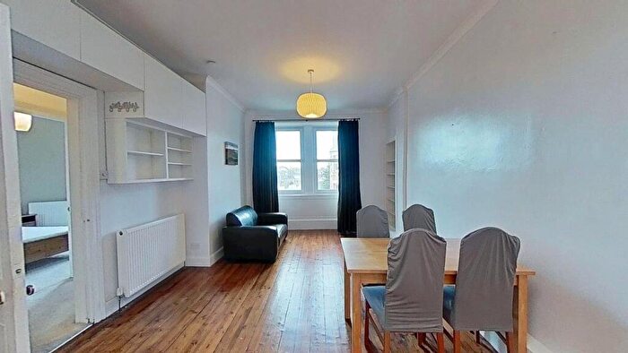 1 Bedroom Flat To Rent In Broughton Road, Edinburgh, EH7