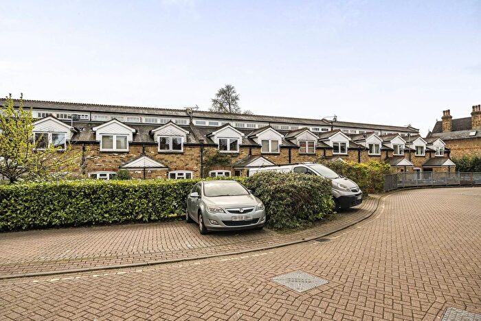 2 Bedroom Property To Rent In Bradshaw Close, Wimbledon, London, SW19