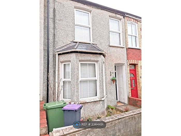 3 Bedroom Terraced House To Rent In Oak Street, Cwmbran, NP44