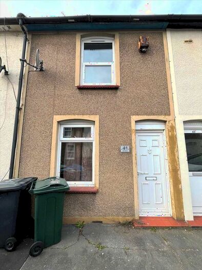 2 Bedroom Terraced House To Rent In Sun Road, Swanscombe, DA10