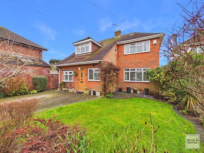 3 Bedroom Detached House For Sale In Birch Close, Bognor Regis, PO21