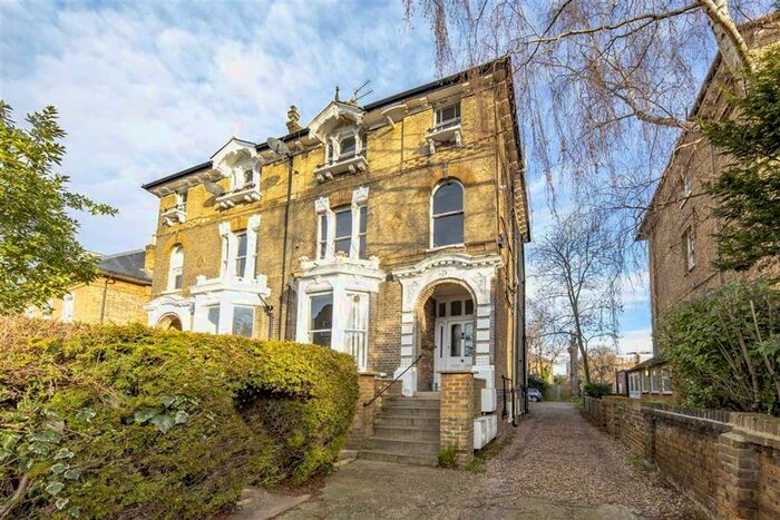 1 Bedroom Flat To Rent In Hampton Road, Teddington, TW11