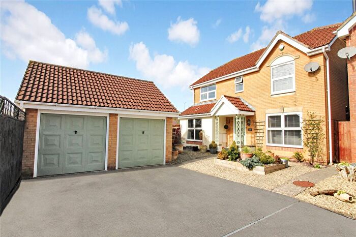 4 Bedroom Detached House For Sale In Yeats Close, St Andrews Ridge, Swindon, SN25