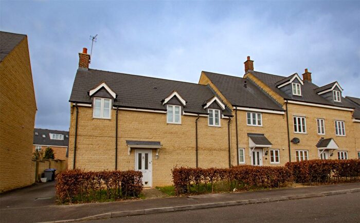 1 Bedroom Flat To Rent In Lilac Way, Carterton, Oxfordshire, OX18