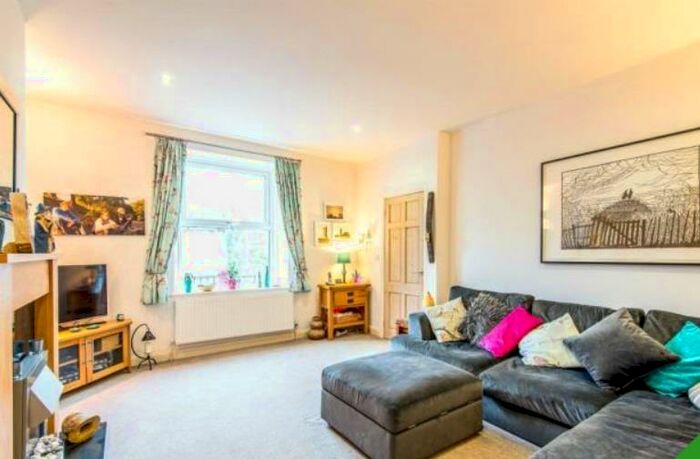 3 Bedroom House To Rent In Miry Green Terrace, Holmfirth, HD9