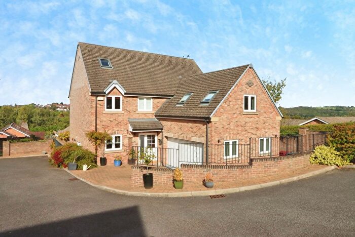 6 Bedroom Detached House For Sale In Gomersal Lane, Dronfield, Derbyshire, S18