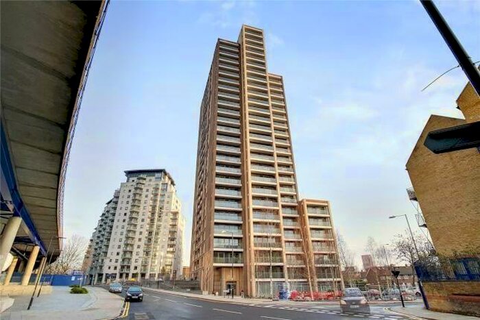 1 Bedroom Apartment To Rent In Heritage Tower, East Ferry Road, Canary Wharf, London, E14