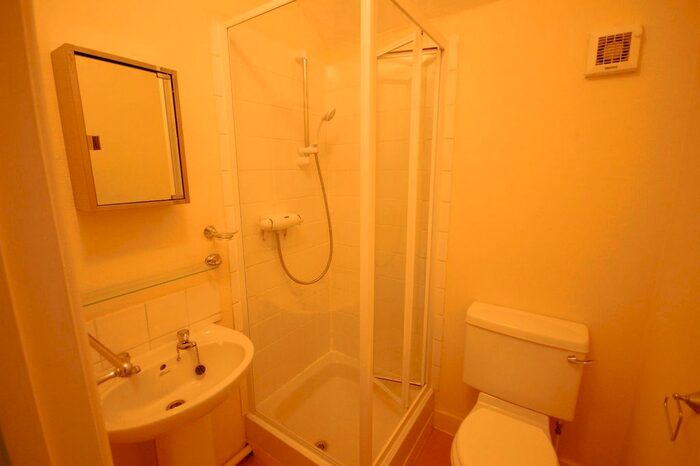 1 Bedroom Flat To Rent In Belmont Road, Reading, RG30