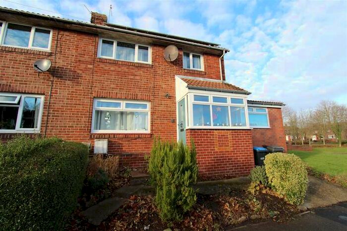 3 Bedroom Semi-Detached House To Rent In Frankland Road, Framwellgate Moor, Durham, DH1