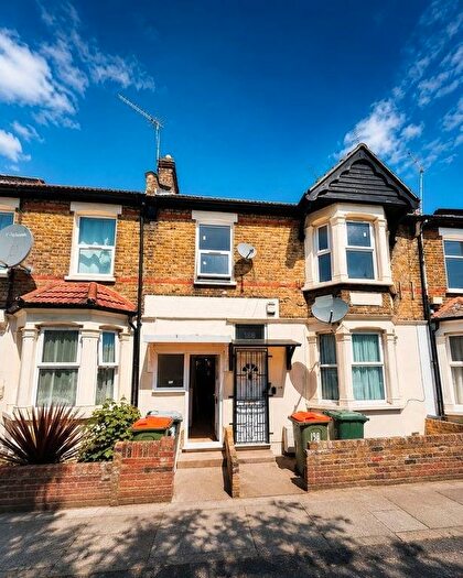 4 Bedroom Terraced House To Rent In Wakefield Street, London, E6