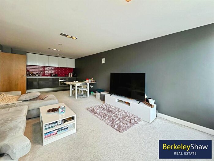 1 Bedroom Apartment For Sale In Kenyons Steps, Liverpool, L1