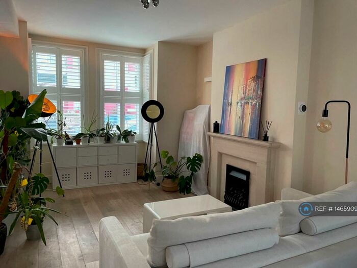 3 Bedroom Terraced House To Rent In Ridgdale Street, London, E3