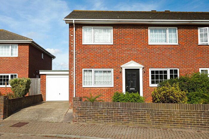 4 Bedroom Semi Detached House For Sale In Walmer Way, Deal, Kent, CT14