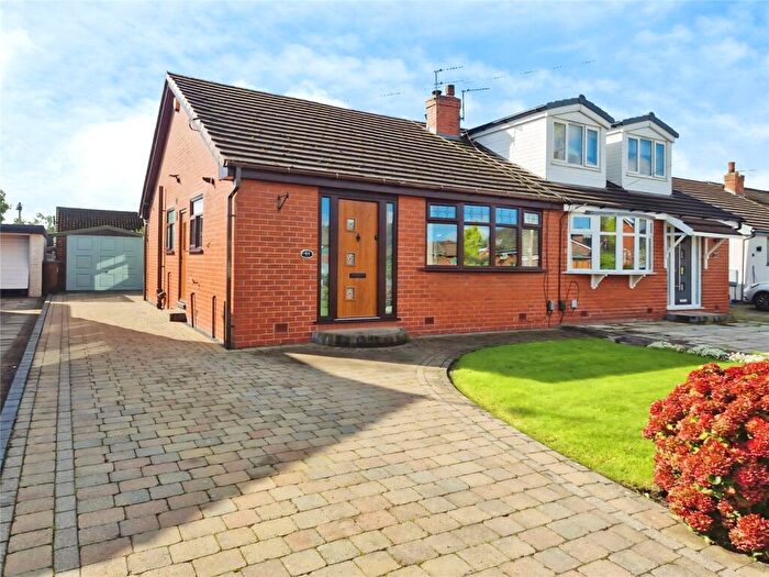 2 Bedroom Bungalow For Sale In Everard Close, Worsley, Manchester, Greater Manchester, M28
