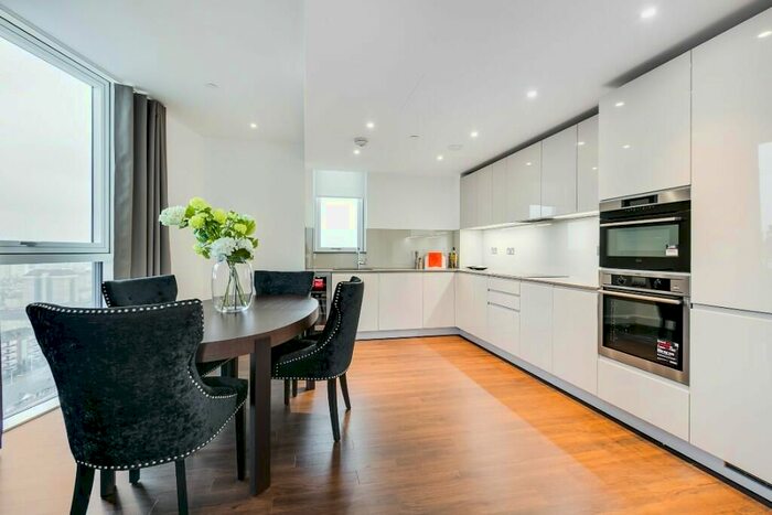 2 Bedroom Flat To Rent In Fentiman Road, Vauxhall, SW8