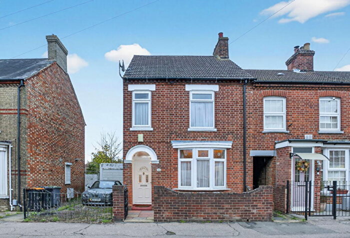 3 Bedroom End Of Terrace House For Sale In Margetts Road, Kempston, MK42