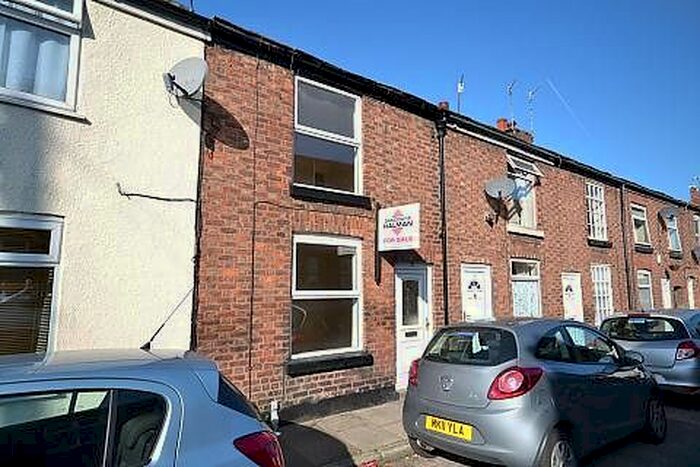 2 Bedroom Terraced House To Rent In Pool Street, Macclesfield, SK11