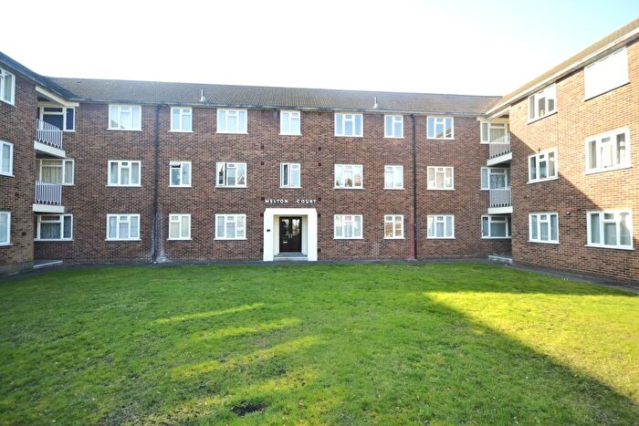 1 Bedroom Flat To Rent In Melton Court, Havelock Road, Croydon, CR0