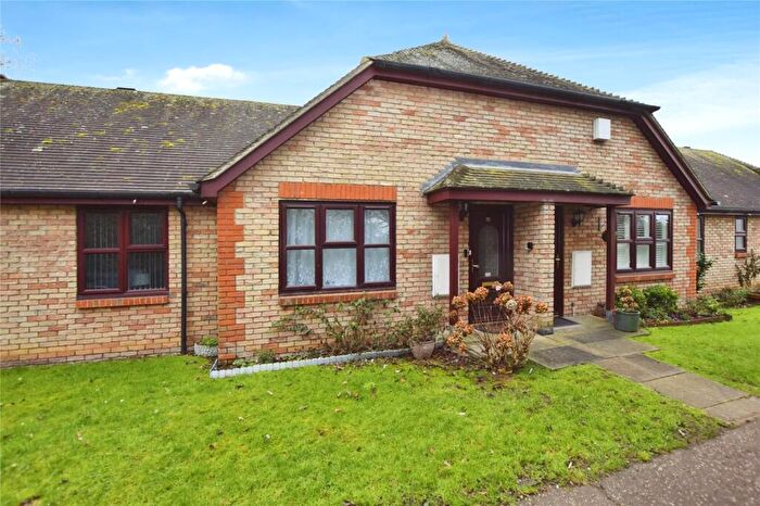 1 Bedroom Bungalow For Sale In Clements Green Lane, South Woodham Ferrers, Chelmsford, Essex, CM3