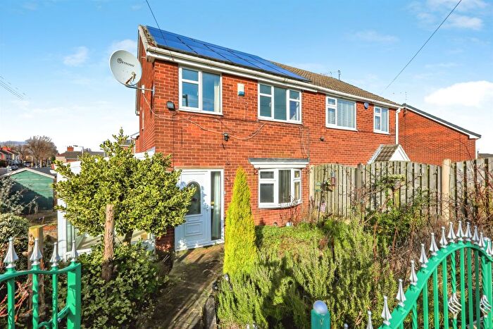 3 Bedroom End Terrace House For Sale In Progress Drive, Bramley, Rotherham, S66