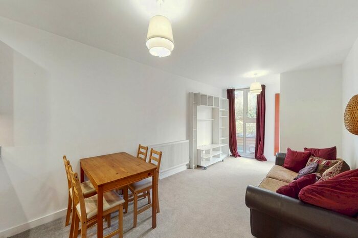 1 Bedroom Flat To Rent In St John Street, London, EC1V